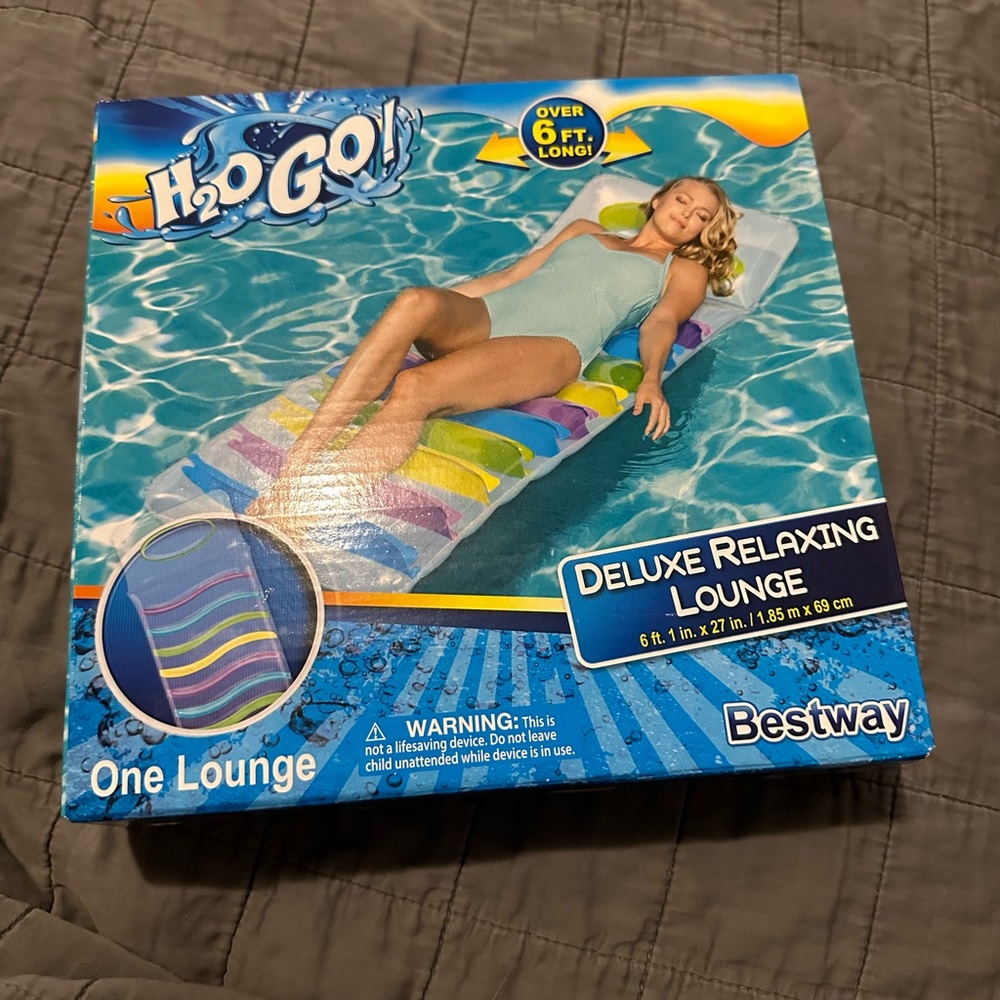 Bestway H2Ogo Deluxe Relaxing Lounge over 6’ long